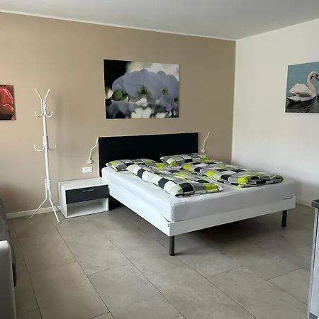 Lugana 12 Apartment